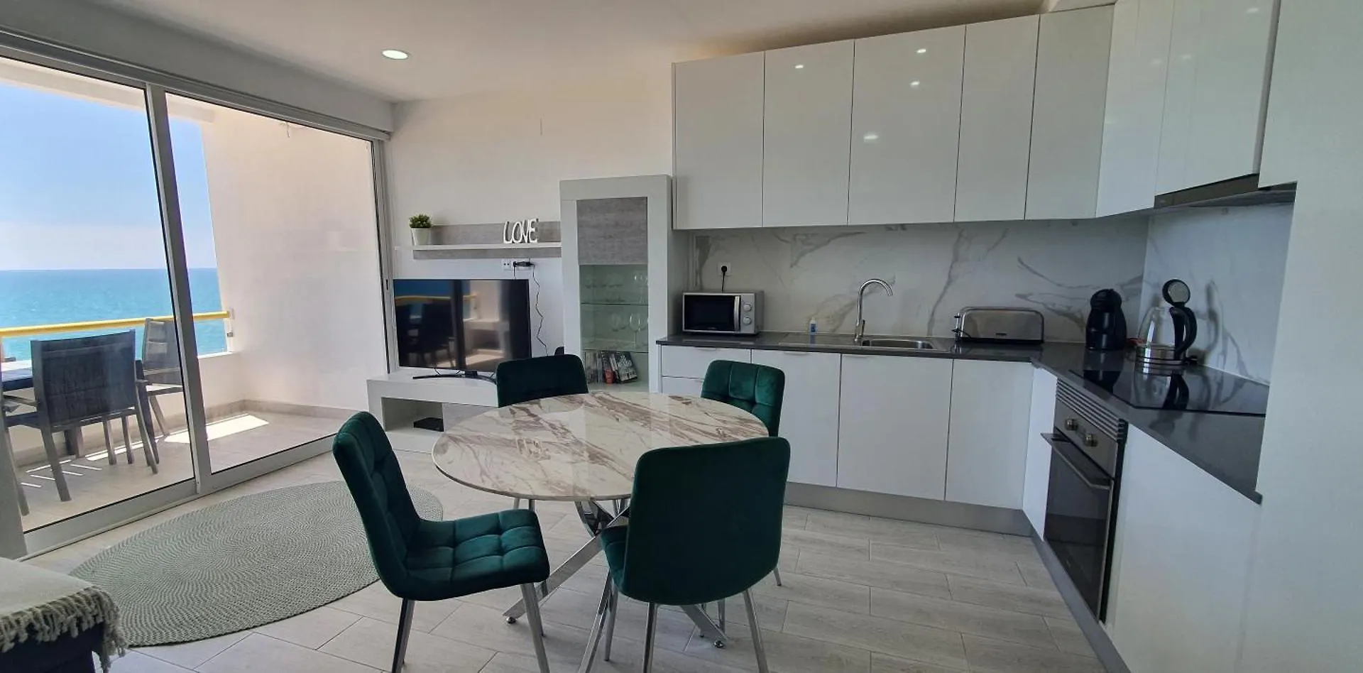 Acr Holiday Apartment Quarteira